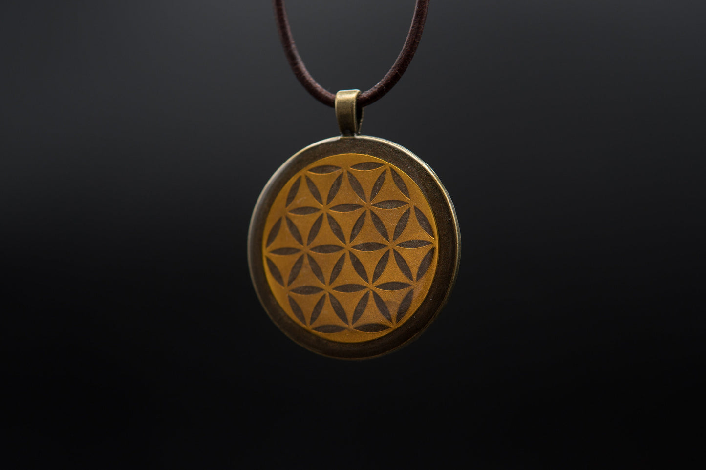 Orgonit Anhänger – Blume des Lebens in Bronze – Talisman für Erdung & Stabilität