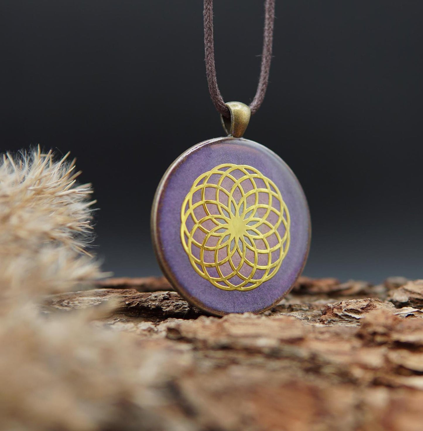 Chakra Symbol Orgonit Anhänger – Kronenchakra Sahasrara Geschenk Unisex