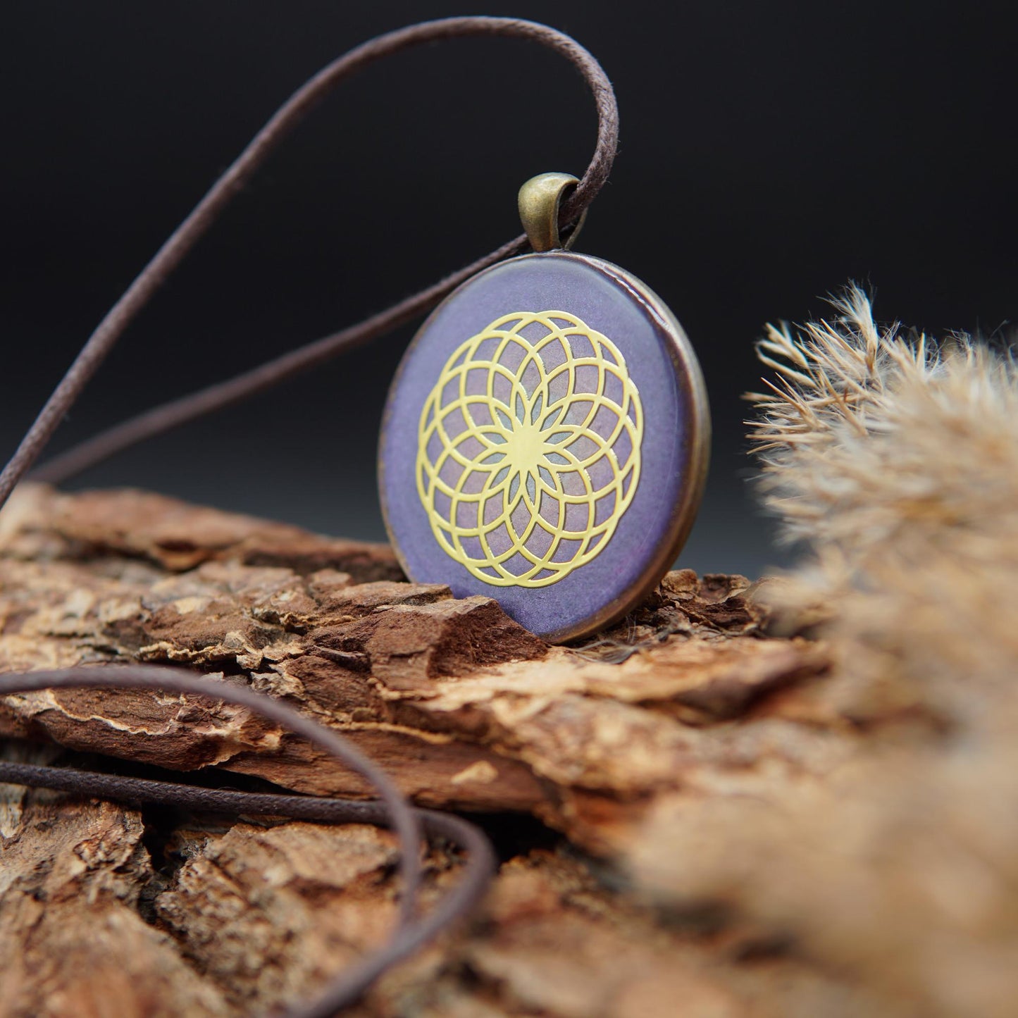 Chakra Symbol Orgonit Anhänger – Kronenchakra Sahasrara Geschenk Unisex