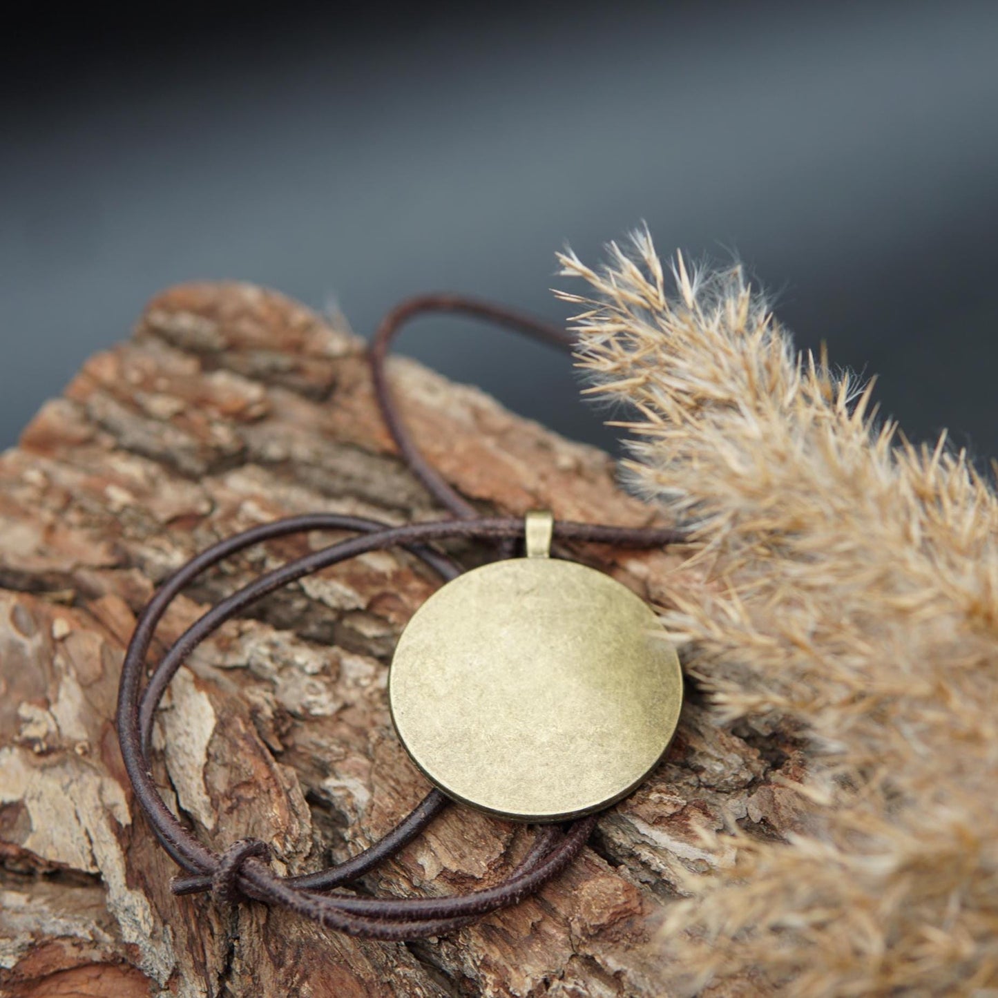 Orgonit Anhänger – Kosmische Spirale für Lichtarbeit, Prana & Schutz (Grün Bronze)